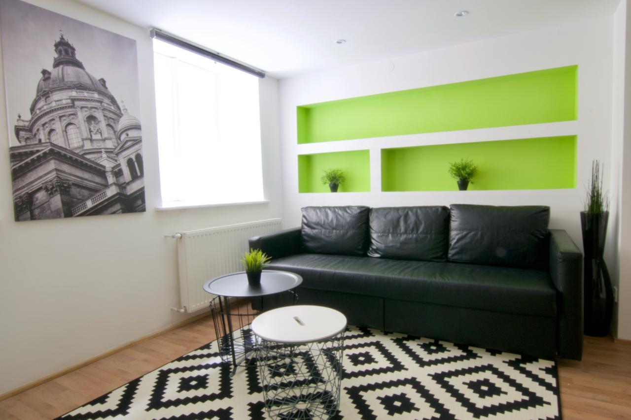 Standard Apartment By Hi5 - Terez 29 Budapest Exterior photo